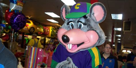 chuck e cheese reviews